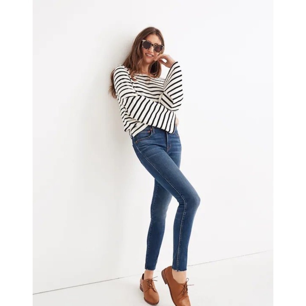 Madewell 9 Mid-Rise Skinny Jeans Blue Raw Hem Denim‎ Size 27